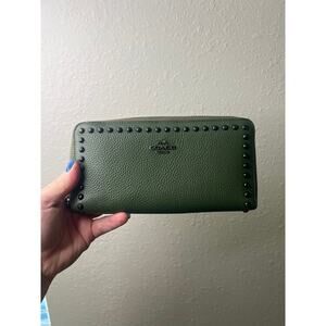 Coach Pebbled Leather Accordion Zip Wallet